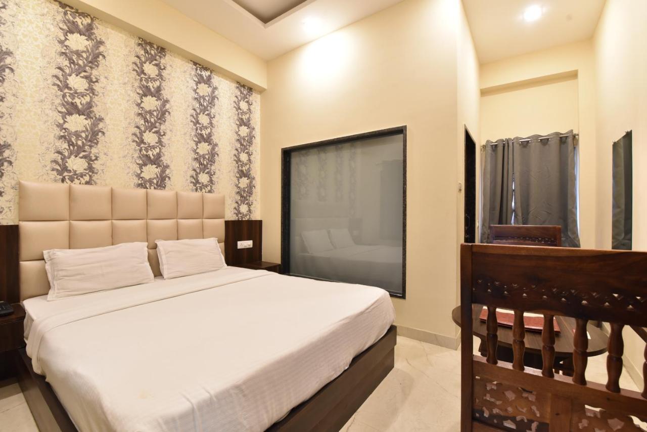 Hotel Dosa plaza Udaipur Exterior foto