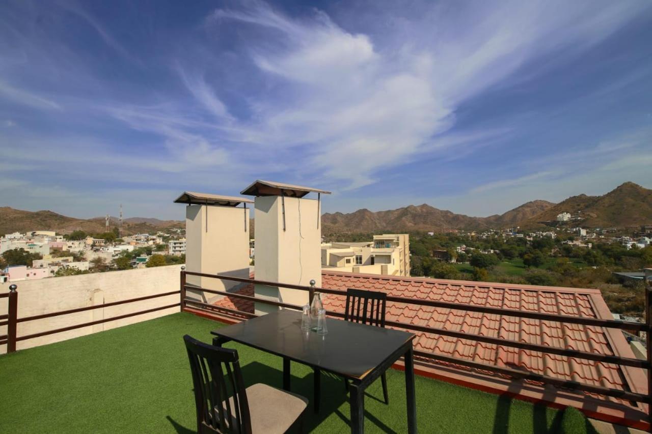 Hotel Dosa plaza Udaipur Exterior foto