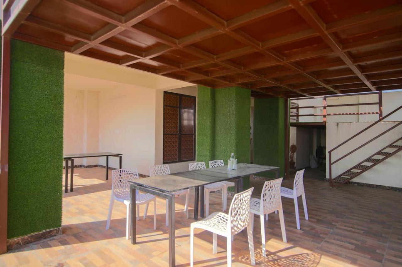 Hotel Dosa plaza Udaipur Exterior foto